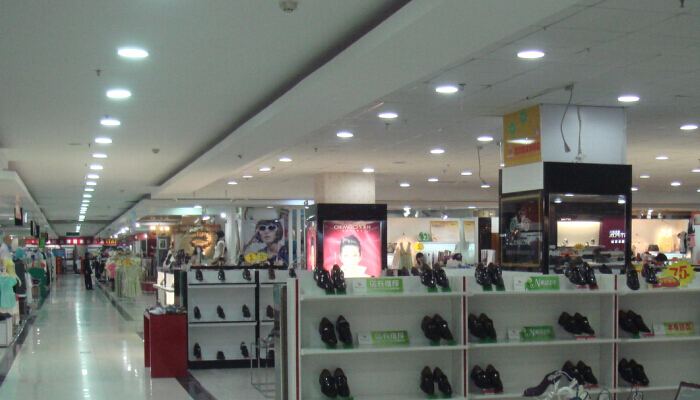 What are the differences between LED downlights and LED track lights? You'll understand after reading it!